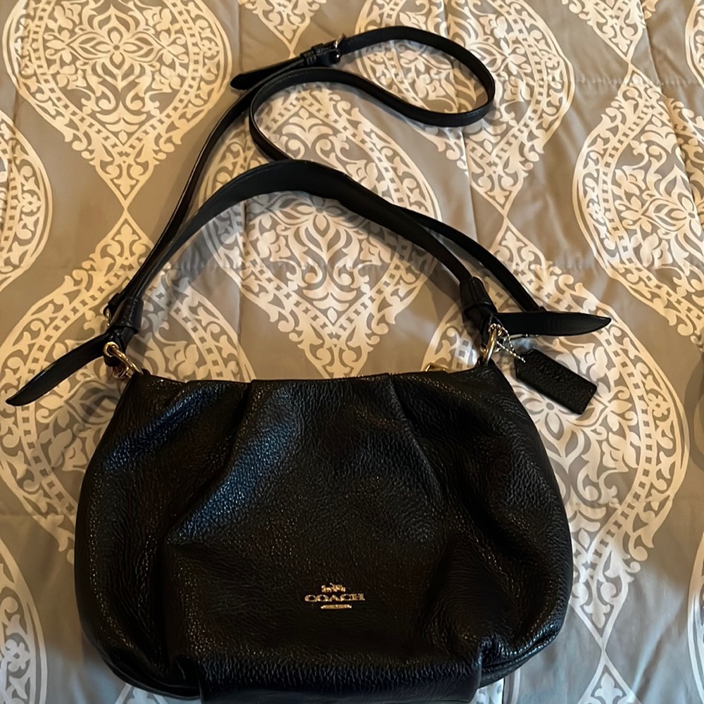 Authentic Coach shoulder bag
